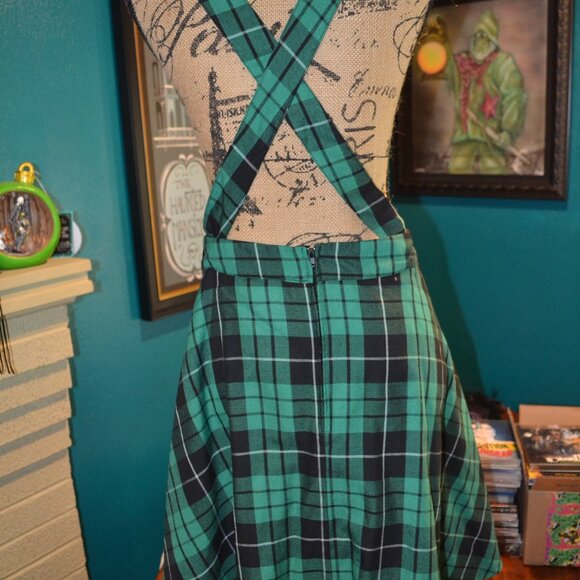 HOT TOPIC Harry Potter Slytherin Plaid Pleated Skirt Suspenders Plus Size 22 - Picture 4 of 6